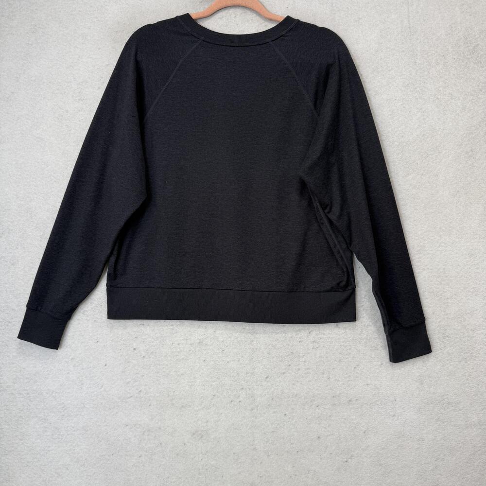 Vuori Sweatshirt Womens Large blue Jersey Crewneck Pullover Athletic Logo - Picture 6 of 7